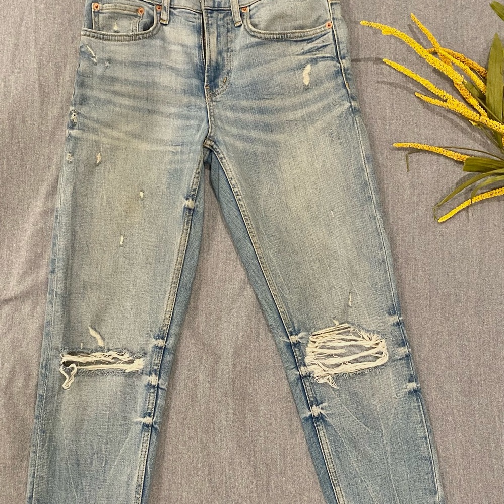 ZARA midrise light denim jeans size 2